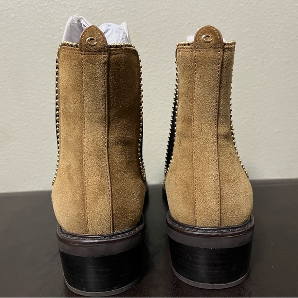 COACH -Bowery Chelsea Bootie - Camel Suede - US 9.5 - Picture 4 of 10